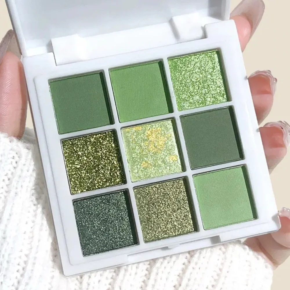 Green Eyeshadow Palette - Picture 1 of 6